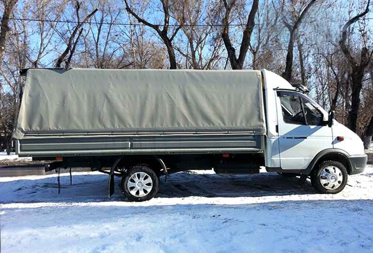 Заказать грузовой автомобиль для отправки вещей : книжный шкаф и письменный стол из Санкт-Петербурга в Синявино