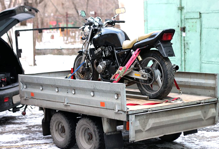 Мотоэвакуатор для мотоцикла стоимость из Петергофа в Светлоград