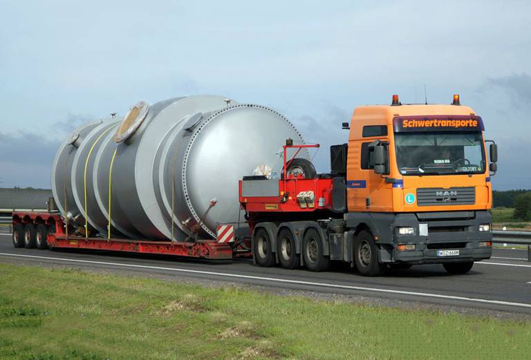 Доставка автотранспортом спец. грузов И другого из Москва в Москва